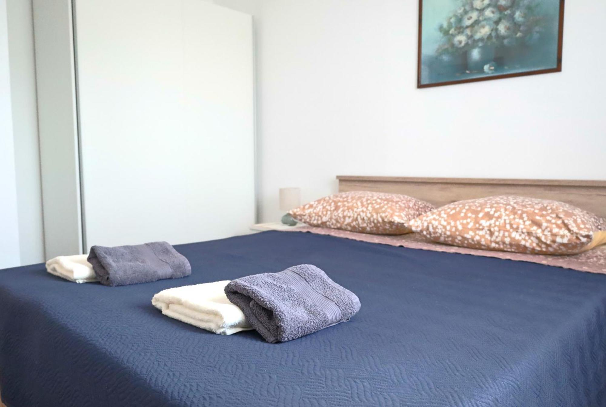 Apartment Zita With 1 Bedroom In Relaxing Surroundings Near Umag Eksteriør billede