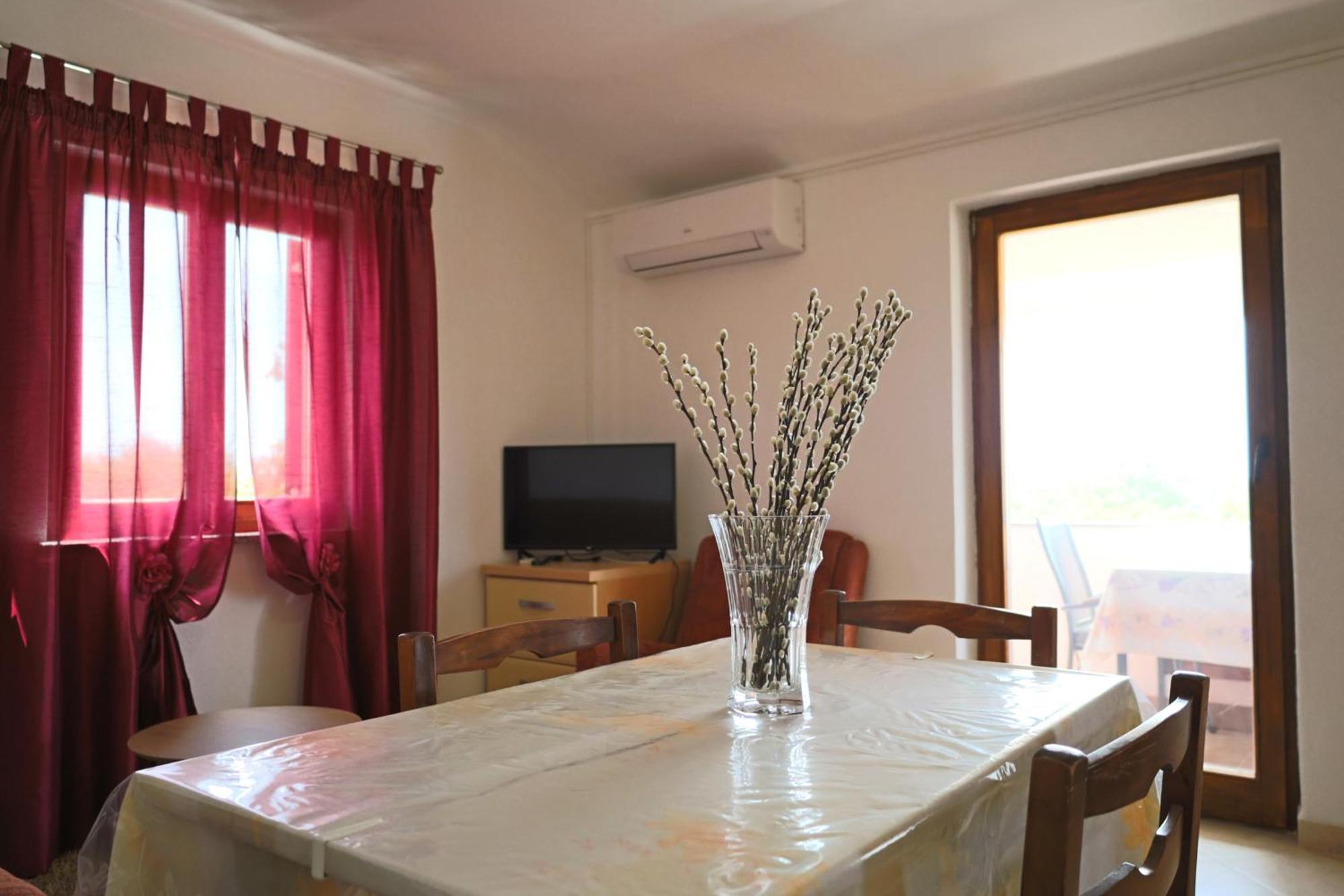 Apartment Zita With 1 Bedroom In Relaxing Surroundings Near Umag Eksteriør billede