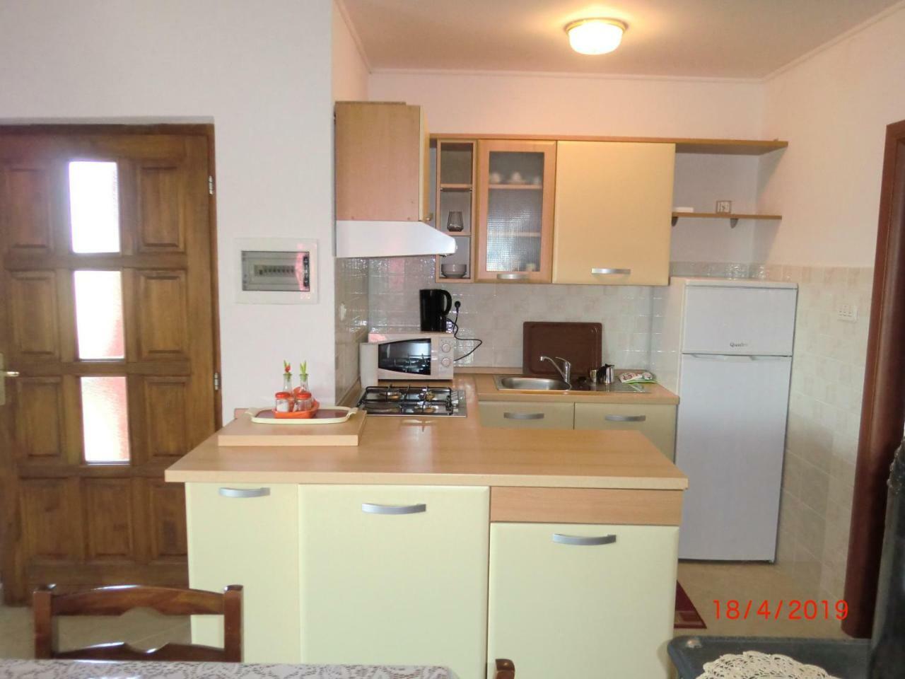 Apartment Zita With 1 Bedroom In Relaxing Surroundings Near Umag Eksteriør billede